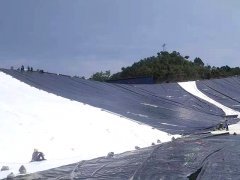 沼氣池土工膜鋪設(shè)過程中該如何節(jié)約材料？