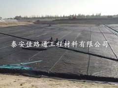 復合土工膜的防滲功能是工程重點應(yīng)用指標