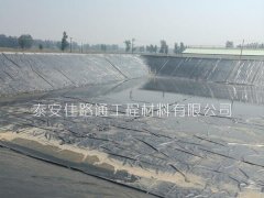 養(yǎng)殖防滲膜的生產(chǎn)為何要加入碳黑？