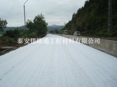 復(fù)合土工膜對施工環(huán)境有什么要求呢？