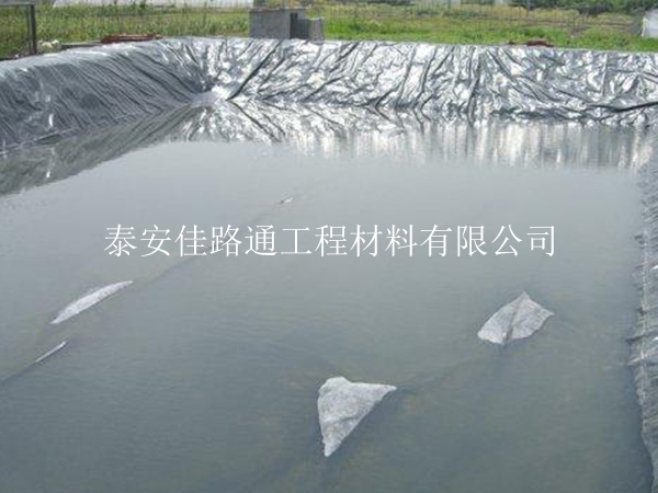 哪些因素是會影響魚塘防滲膜的溶化速度？