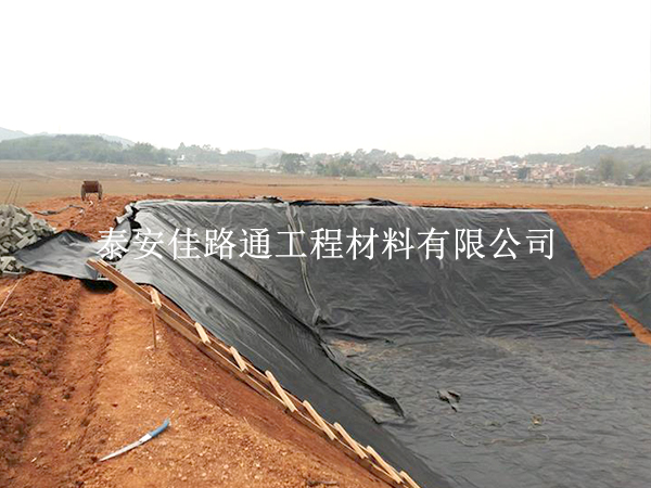 魚塘防滲膜施工中有哪幾個問題須注意？