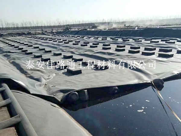 防滲土工膜熱熔焊接技術(shù)：原理、應(yīng)用與未來展望