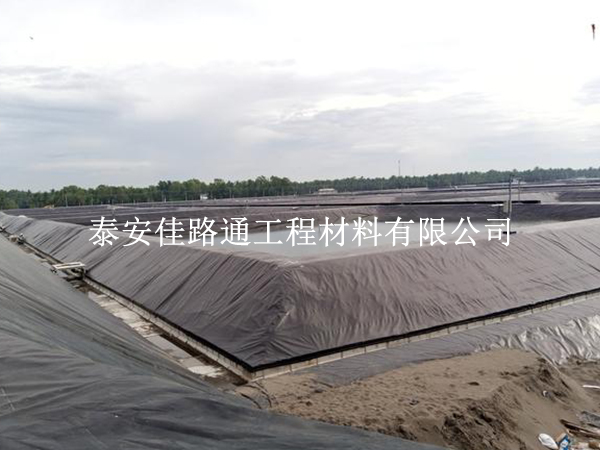 垃圾填埋場防滲膜購買：關鍵注意事項，輕松打造綠色屏障