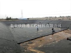 垃圾填埋場防滲膜冬季施工注意事項(xiàng)：安全高效