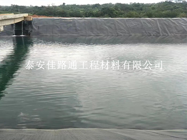 垃圾填埋場防滲膜總破損？6 大根源一次說清